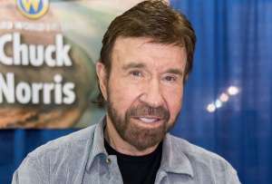 Chuck Norris, el h&eacute;roe imbatible del cine de acci&oacute;n, muere a los 86 a&ntilde;os
