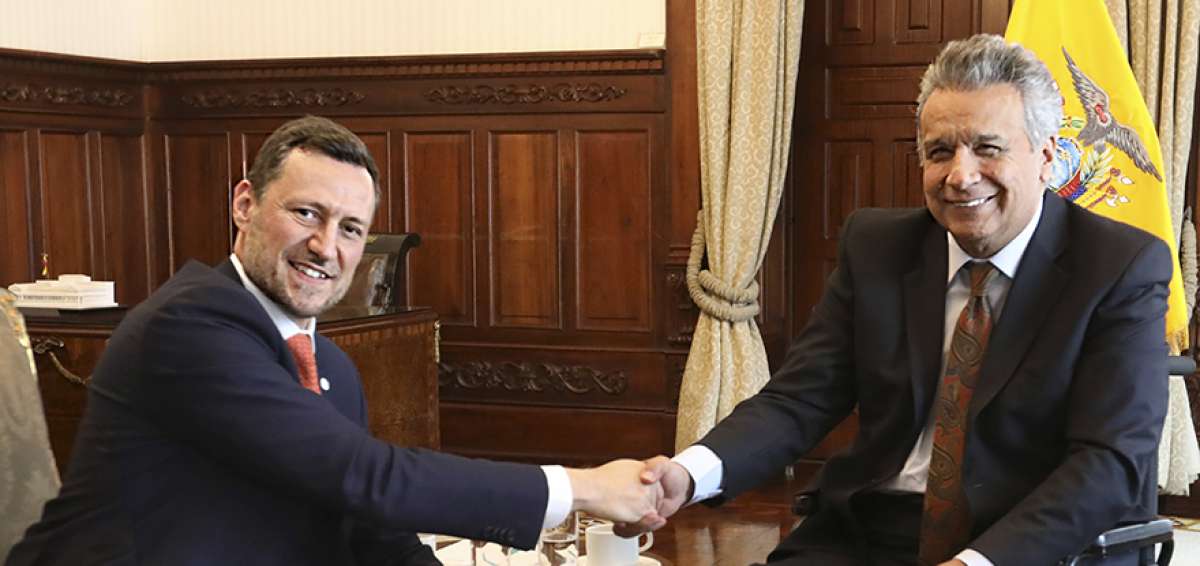 El Presidente de la Rep&uacute;blica se reuni&oacute; con Arnaud Peral, con quien convers&oacute; sobre el plan de desarrollo que se aplicar&aacute; en el pa&iacute;s hasta el a&ntilde;o 2021.