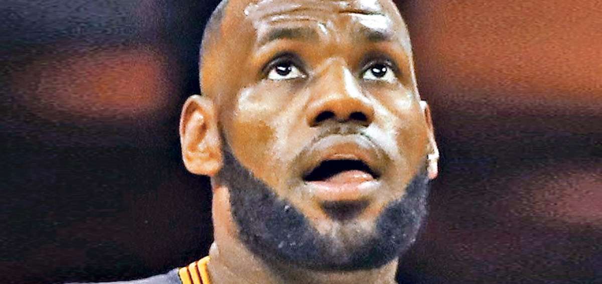 LeBron James y los Cavaliers se lucen en la primera jornada de la NBA