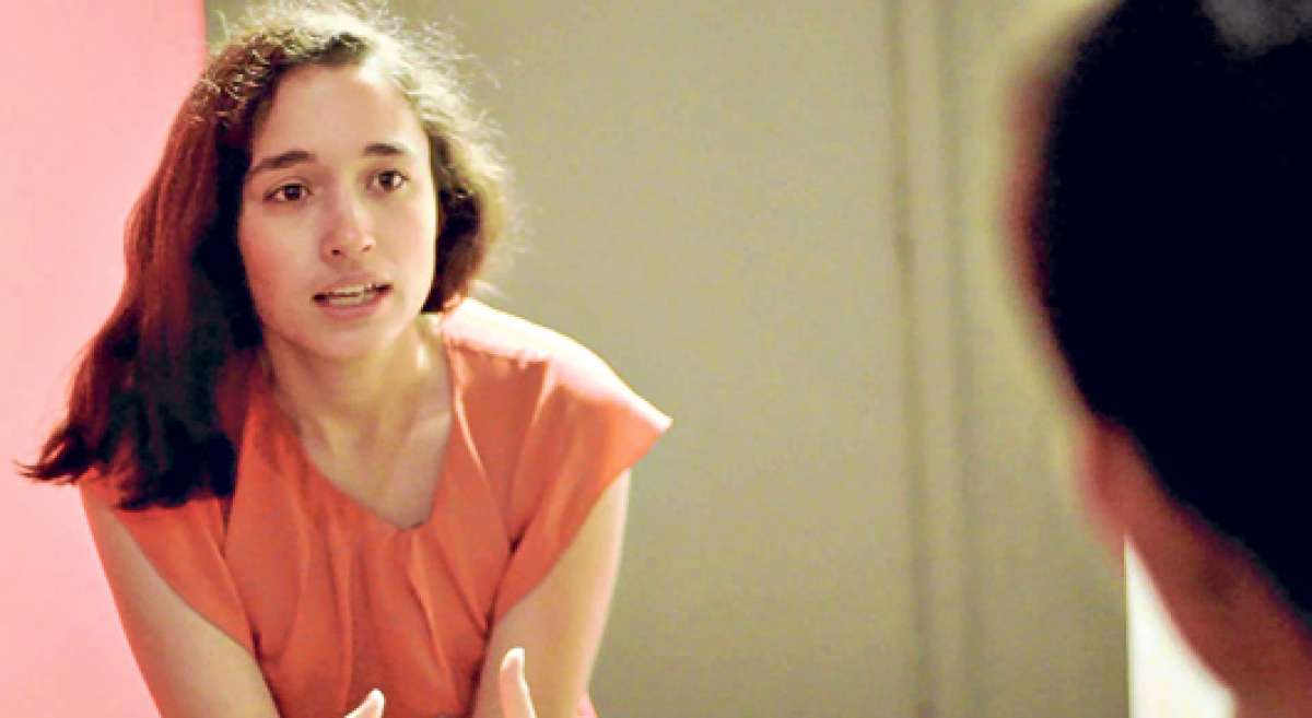 Libertad Gills (foto) es directora de cine, docente y actualmente tambi&eacute;n desarrolla su voz propia como cr&iacute;tica de cine. Foto: ytimg