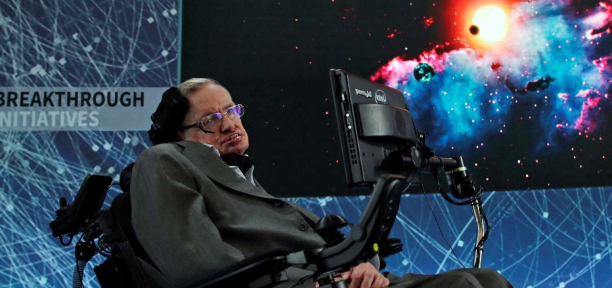 Hawking complet&oacute; antes de morir un m&eacute;todo para detectar universos paralelos