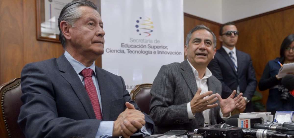 Fernando Semp&eacute;rtegui, rector del centro de educaci&oacute;n superior, se reuni&oacute; con Augusto Barrera, titular de la Senescyt.