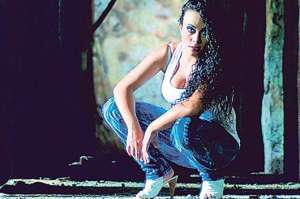Layla Martin cantar&aacute; en la sala Zaruma del S&aacute;nchez Aguilar