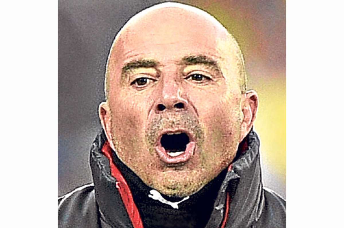 Sampaoli despeja dudas y dice  que continuar&aacute; en La Roja  