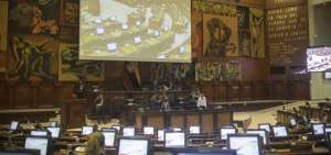 Uno de los temas m&aacute;s dif&iacute;ciles de llegar a consensos en la Asamblea es el del vientre de alquiler.