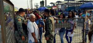 El ingreso a penitenciar&iacute;as del pa&iacute;s es supervisado por los militares, y el interior por la Polic&iacute;a.