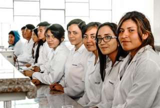  4.200 cupos para estudiantes en 56 carreras disponibles en la UCuenca en este período.