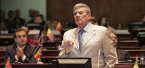 Asamble&iacute;sta Carlos Falquez sufri&oacute; accidente en el Legislativo