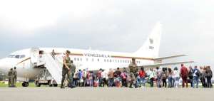 Dos aviones trasladan a m&aacute;s de 170 venezolanos a su pa&iacute;s desde Ecuador
