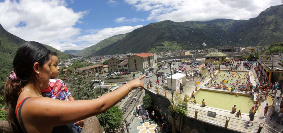 Ba&ntilde;os abre su temporada alta con nuevas rutas y ofertas