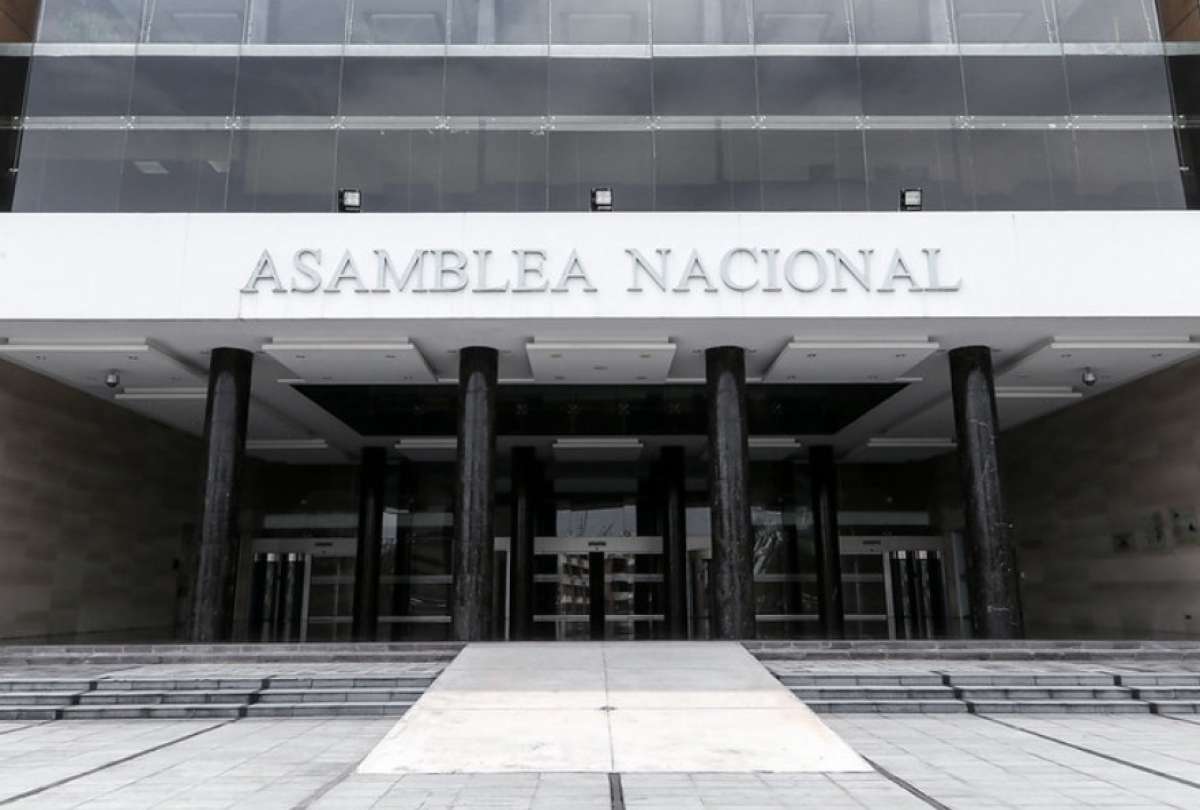 El Legislativo tratará una posible enmienda al artículo 35 de la Constitución. 