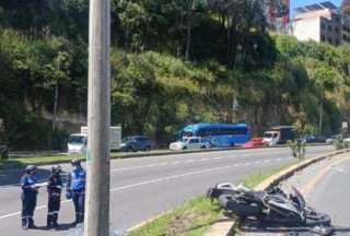  Siniestro de tránsito en la av. Simón Bolívar deja un fallecido.