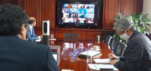 Ecuador llama a una estrategia global para reactivar la econom&iacute;a