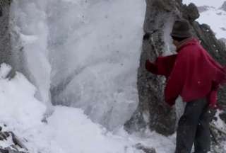 Tras la muerte de Baltazar Ushca, &quot;El último hielero del Chimborazo&quot;, su yerno Juan busca mantener viva la tradición. 