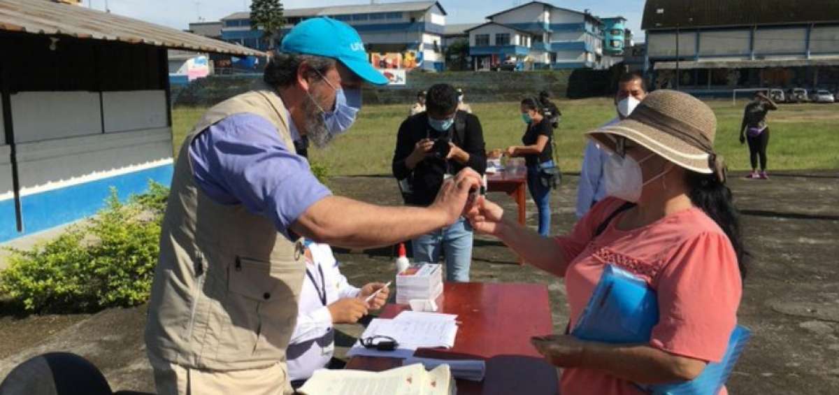 Unicef entrega dispositivos electrónicos y planes de conectividad