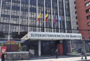 Presidente remitió la terna para la designación del Superintendente de Bancos