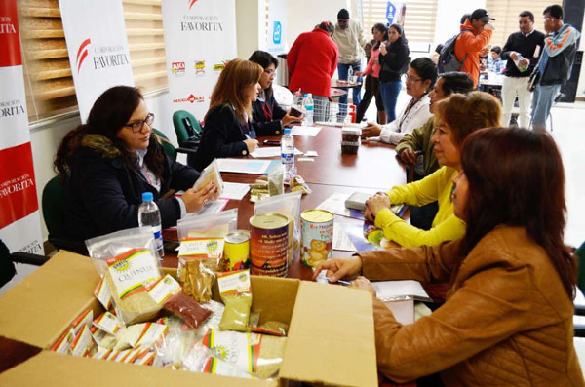 Los micro, peque&ntilde;os y medianos productores se reunieron con representantes de varias compa&ntilde;&iacute;as. Foto: Carlos Jimenez / El Tel&eacute;grafo