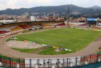 El alcalde Cristian Zamora invitó a la empresa privada a invertir en un nuevo estadio para Cuenca. 
