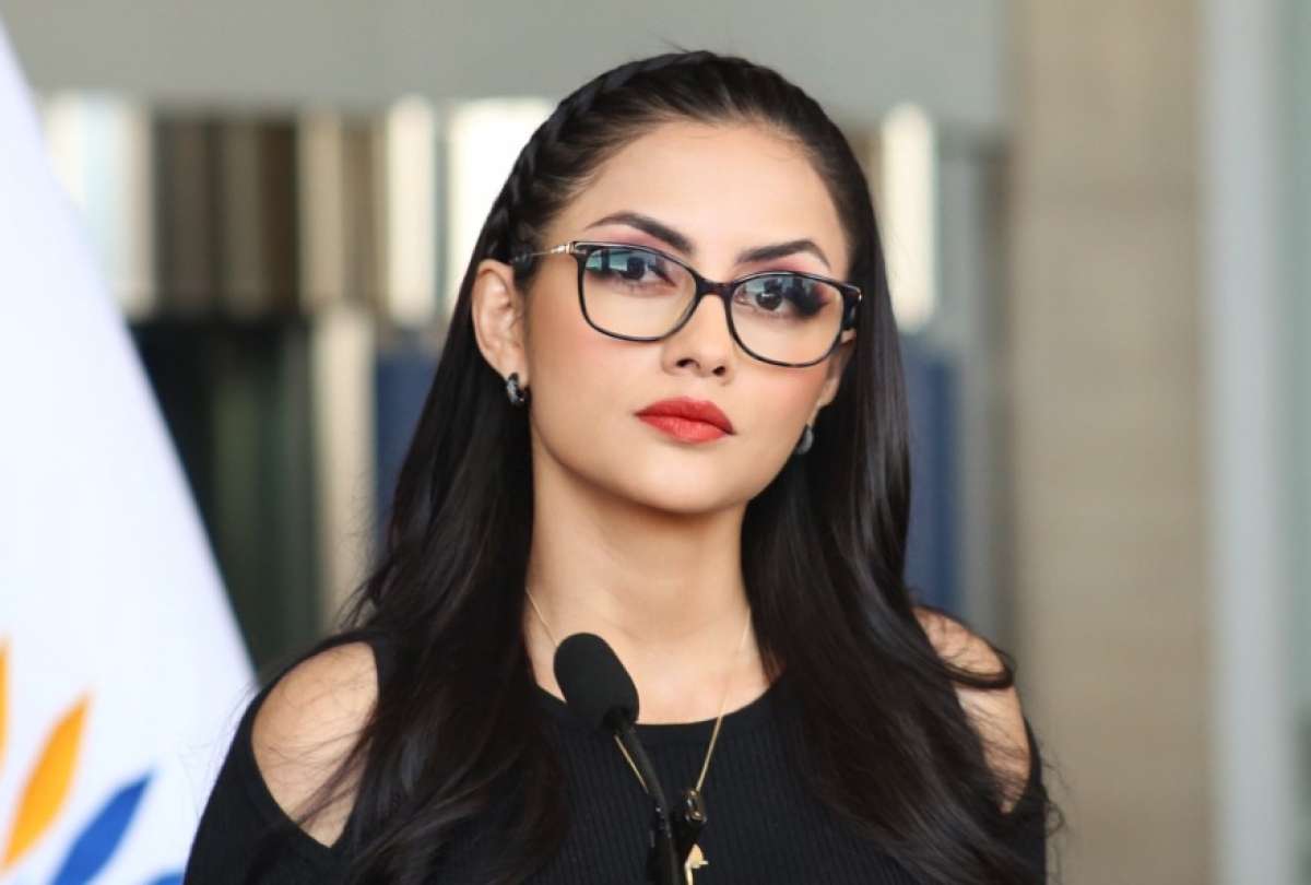Viviana Veloz contradice a Luisa González por Cartel de los Soles