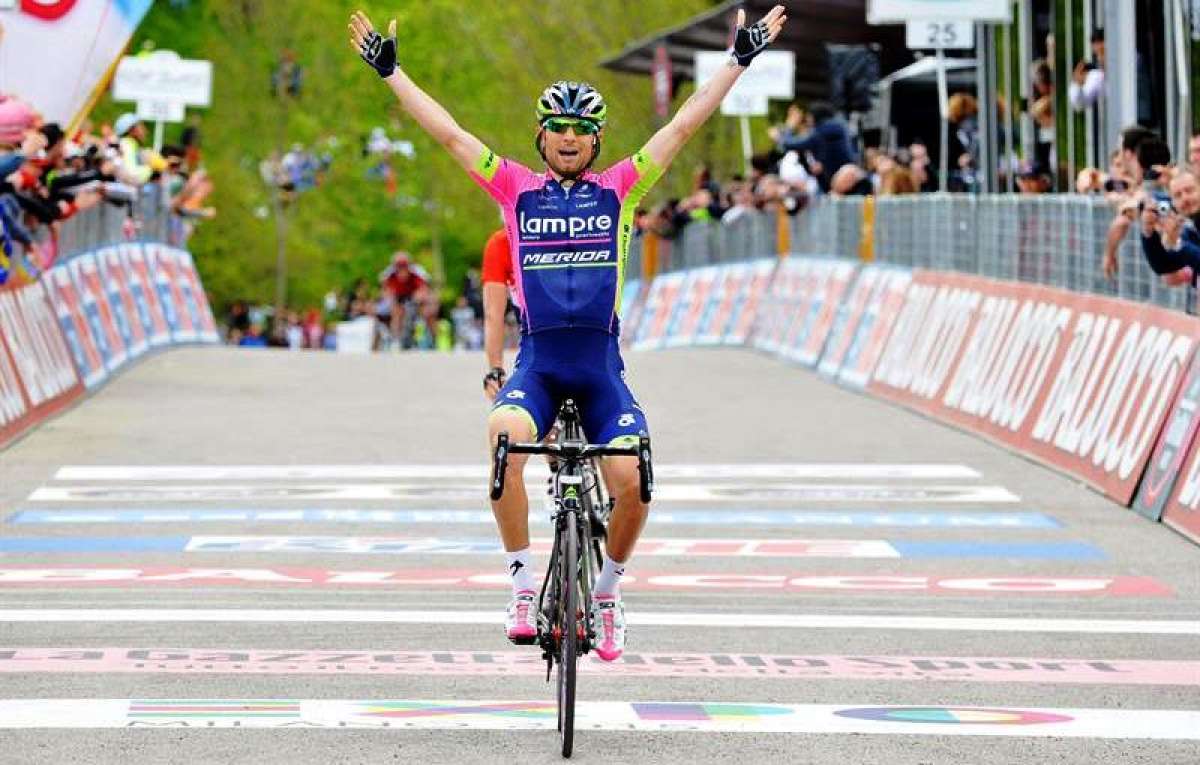Diego Ulissi celebra tras cruzar la linea de meta en la octava etapa, de 97. Foto: EFE