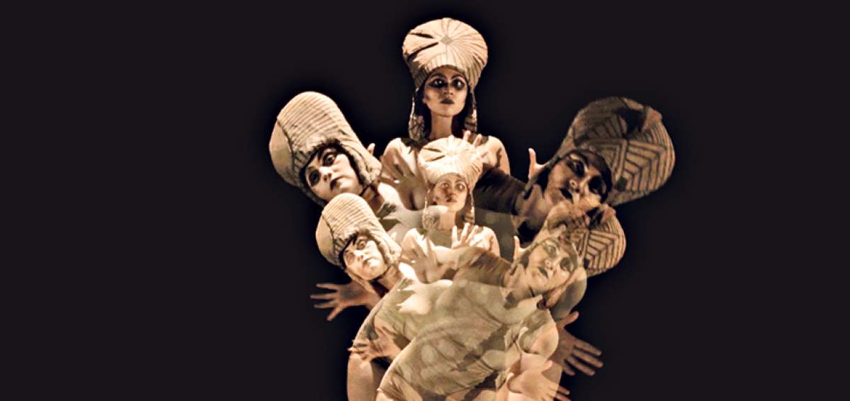 Observadores nocturnos es una obra de Zona Escena. Este a&ntilde;o participan Michelle Mena, Maribel Dom&iacute;nguez, Jorge Parra, Mario Su&aacute;rez y Vanessa Guam&aacute;n. 