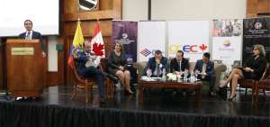 El ministro de Comercio Exterior, Pablo Campana, particip&oacute; en un encuentro con representantes de Canad&aacute; y empresarios ecuatorianos.