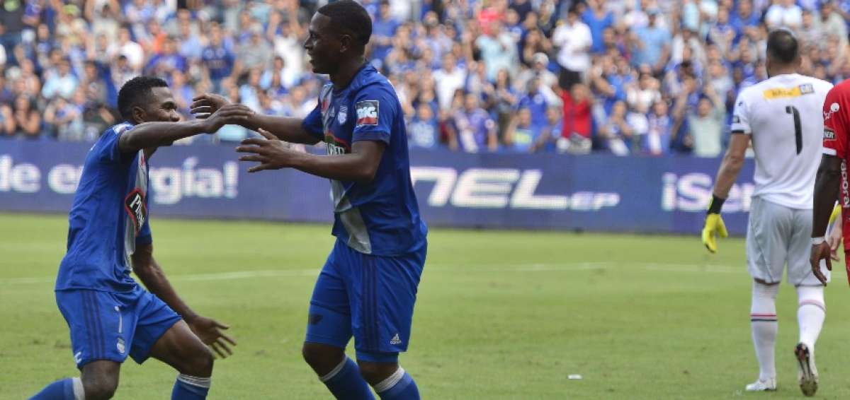 Emelec sube al tercer lugar tras vencer 1-0 a River Ecuador