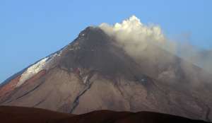 Foto del volc&aacute;n Cotopaxi del martes 18 de julio de 2015. Foto: AFP 