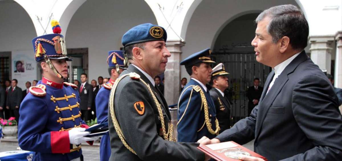 El acto de reconocimiento a los edecanes salientes se realiz&oacute; ayer en el palacio de Carondelet, en Quito.