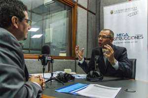 El Vicepresidente Jorge Gla durante su entrevista en radio La Ciudadana. Foto cortes&iacute;a de Vicepresidencia Ecuador 