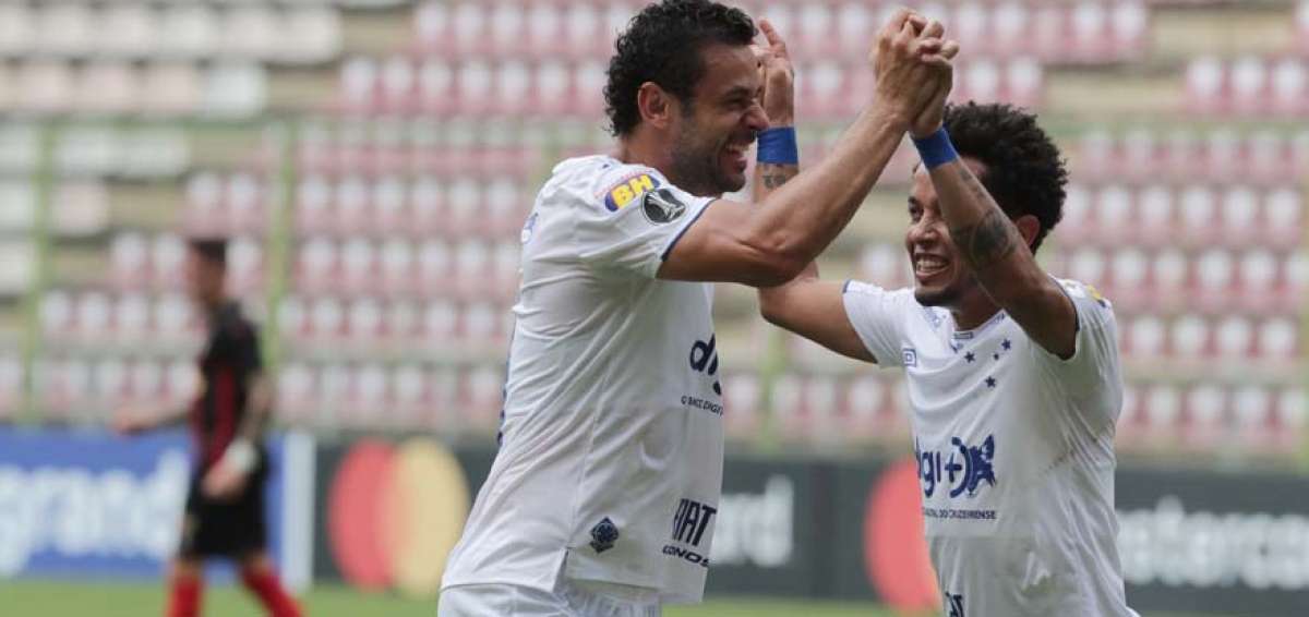 Cruzeiro alarga su invicto y pone en aprietos al Lara