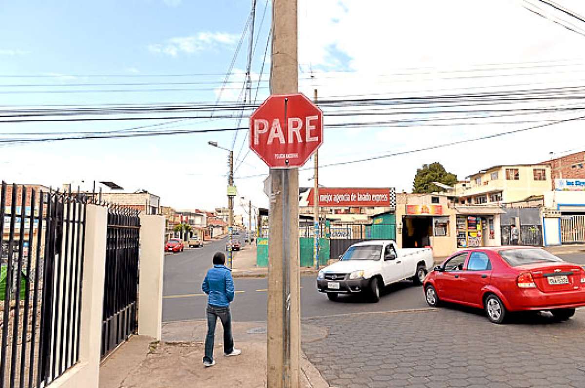 Las se&ntilde;ales de tr&aacute;nsito dieron un poco m&aacute;s de orden a la ciudad. Foto: Elizabeth Maggi especial para El Tel&eacute;grafo