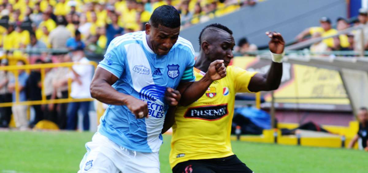 Barcelona y Emelec viajan a Uruguay y Argentina