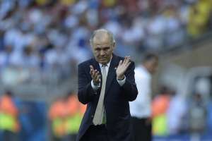 Alejandro Sabella elogi&oacute; a Lionel Messi durante la rueda de prensa posterior al encuentro entre Argentina e Ir&aacute;n. Foto: Agencias
