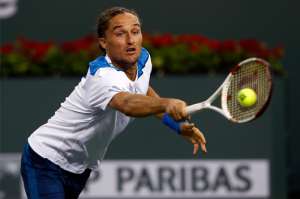 Alexandr Dolgopolov necesit&oacute; 2 horas y 19 minutos para vencer al mejor del mundo. Foto: EFE