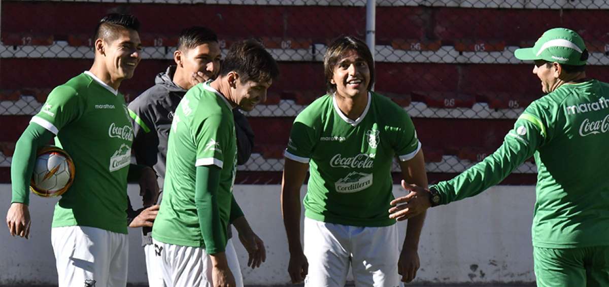 Bolivia acecha al poderoso Brasil de Neymar en su 'altillo' de La Paz