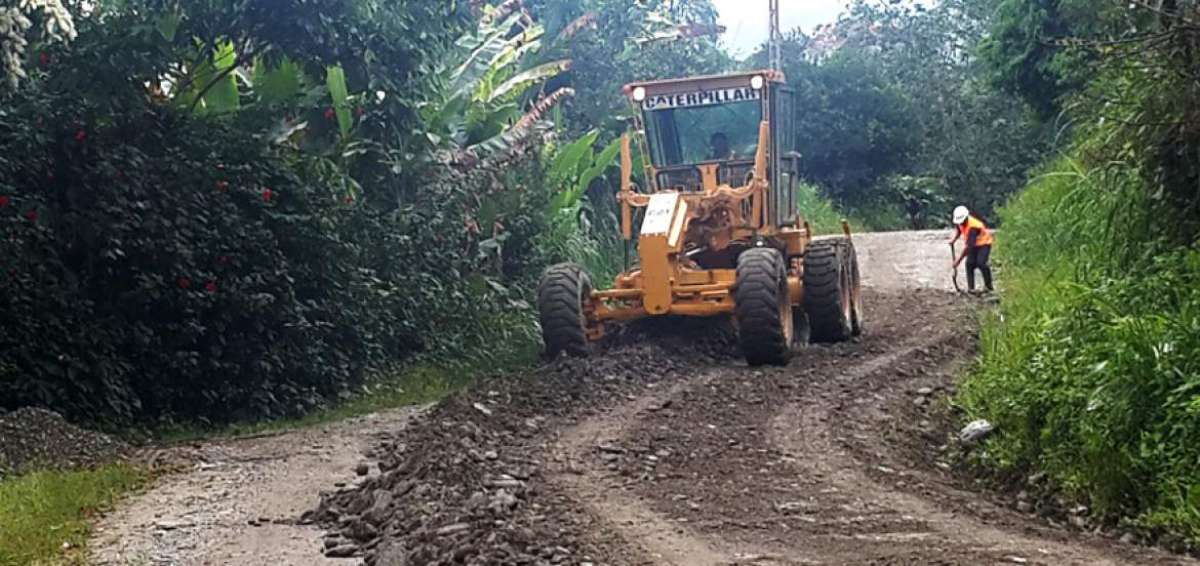 Una cantera provee el material para reconstruir v&iacute;a  en la Amazon&iacute;a
