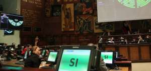 Los legisladores se allanaron a 11 de las 13 objeciones presidenciales.