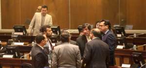 El pleno de la Asamblea Nacional trat&oacute; el veto del Presidente a la Ley de Fomento Productivo y atracci&oacute;n de inversiones, aprobada con varias objeciones.