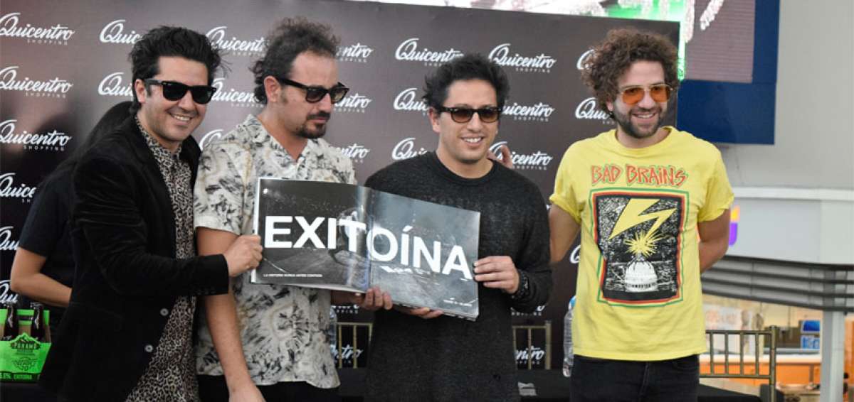 Lanzamiento del libro fotogr&aacute;fico Exito&iacute;na  en el Quicentro Shopping de Quito.