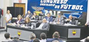 Francisco Egas auditar&aacute; el d&eacute;ficit de $ 4,7 millones de la Ecuaf&uacute;tbol