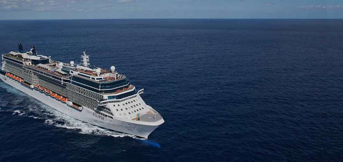 Celebrity Eclipse, el crucero m&aacute;s grande, arrib&oacute; a Manta