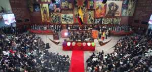 El pleno de la Asamblea se reunir&aacute; hoy para escuchar el Informe a la Naci&oacute;n con invitados especiales, como las otras funciones del Estado, el cuerpo diplom&aacute;tico acreditado en el pa&iacute;s y l&iacute;deres de organizaciones sociales y gobiernos locales.