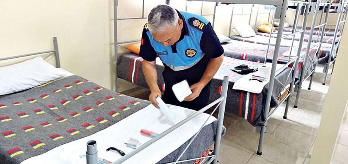 En los centros temporales de tr&aacute;nsito los migrantes venezolanos tienen acceso a camas, vituallas, seguridad y m&aacute;s.