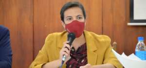 Ministra Romo traza hoja de ruta para reforzar sistema de salud en Manab&iacute;