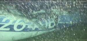 Im&aacute;genes del avi&oacute;n accidentado. 