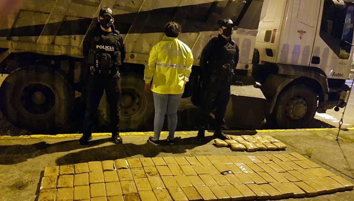 Jueza dej&oacute; en libertad a cuatro polic&iacute;as detenidos en Santo Domingo