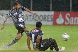 J&uacute;nior Sornoza marc&oacute; el segundo tanto que le dio el triunfo hist&oacute;rico al Independiente sobre el Botafogo.
