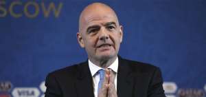 El suizo Gianni Infantino, presidente de la FIFA, particip&oacute; el fin de semana de la asamblea general de la IFAB.