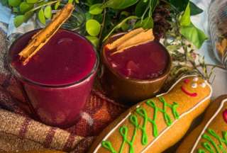 La colada morada está en el top 10 de las mejores bebidas no alcohólicas.